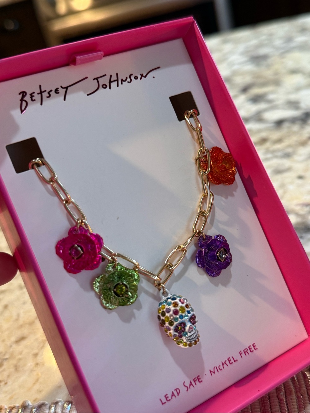 NEW BETSEY JOHNSON SUGAR SKULL FLOWER STATION CHARM NECKLACE Day Of The Dead 16”